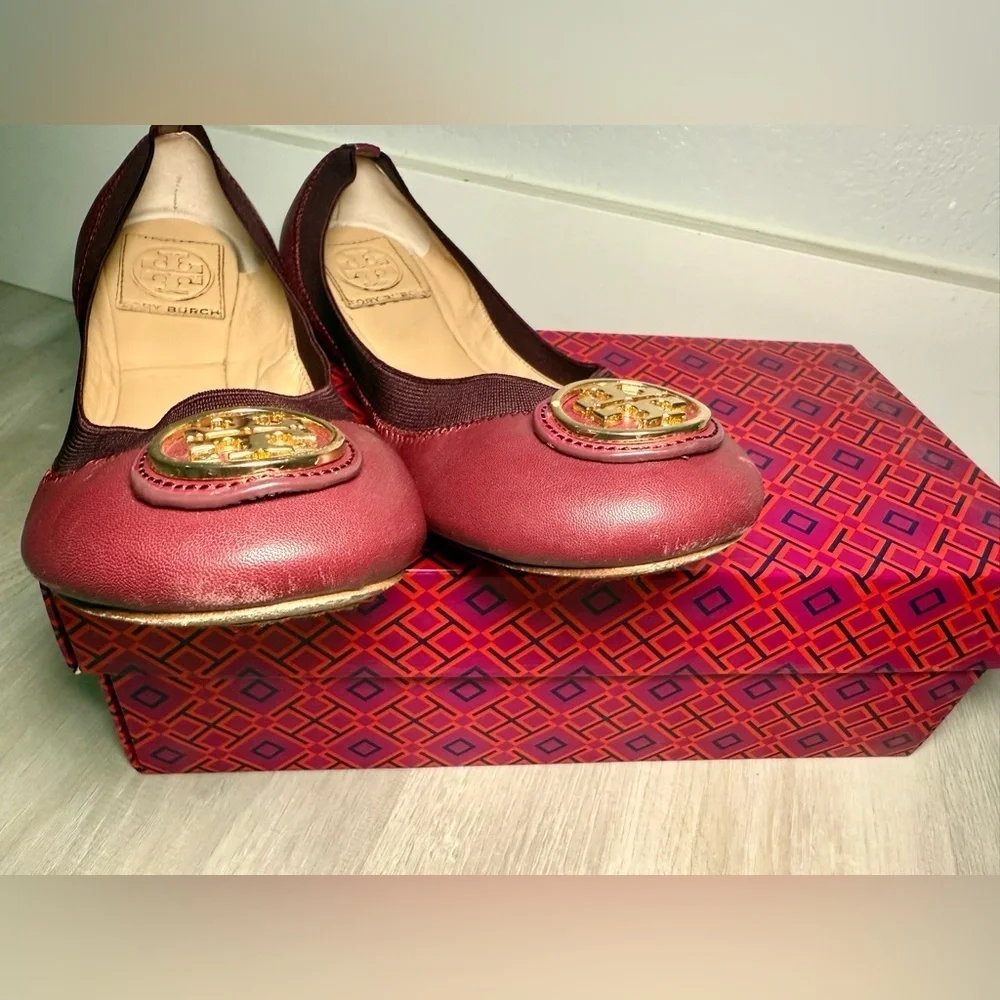 Tory Burch Burgundy Leather Ballet Flats Gold Logo Women Size 7.5 M